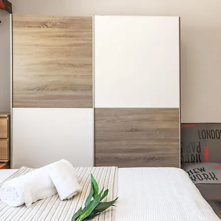 Rosablanche C25 By Interhome Apartman